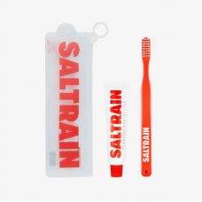 Дорожный набор красный SALTRAIN Travel Kit Red (Зубная паста 30g и зубная щетка).